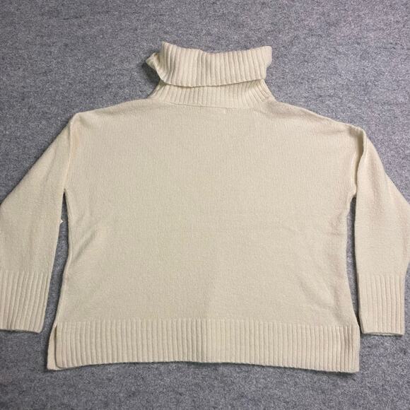 Women's sweater M Turtleneck cottagecore Classic preppy Elegant minomalist NYC - Picture 2 of 9